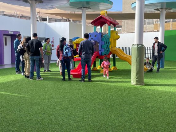 ¡Nuestro Jardín se llena de alegría con las visitas de nuevas familias!