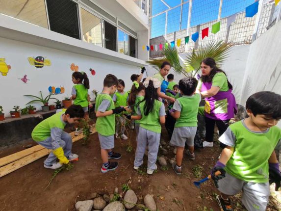 Nivel Kínder transforma un espacio del Jardín en “Mi lugar favorito y feliz”